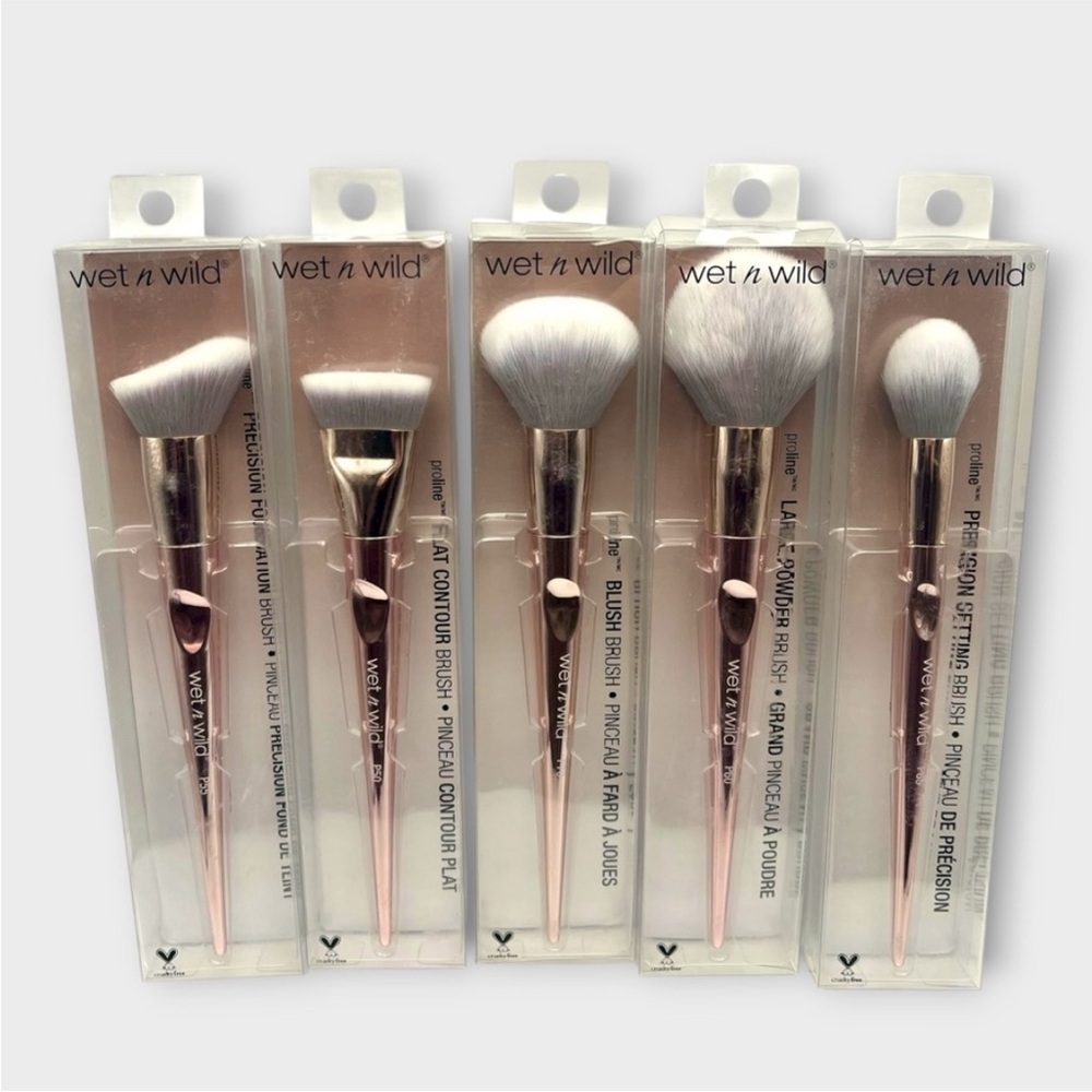 Wet n Wild PROLINE Brush Collection • PICK ONE